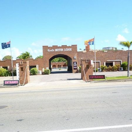 Castle Motor Lodge Боуен Екстериор снимка